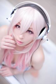 Usagi „Sonicomi” Super Sonico [Klatka dla królików]