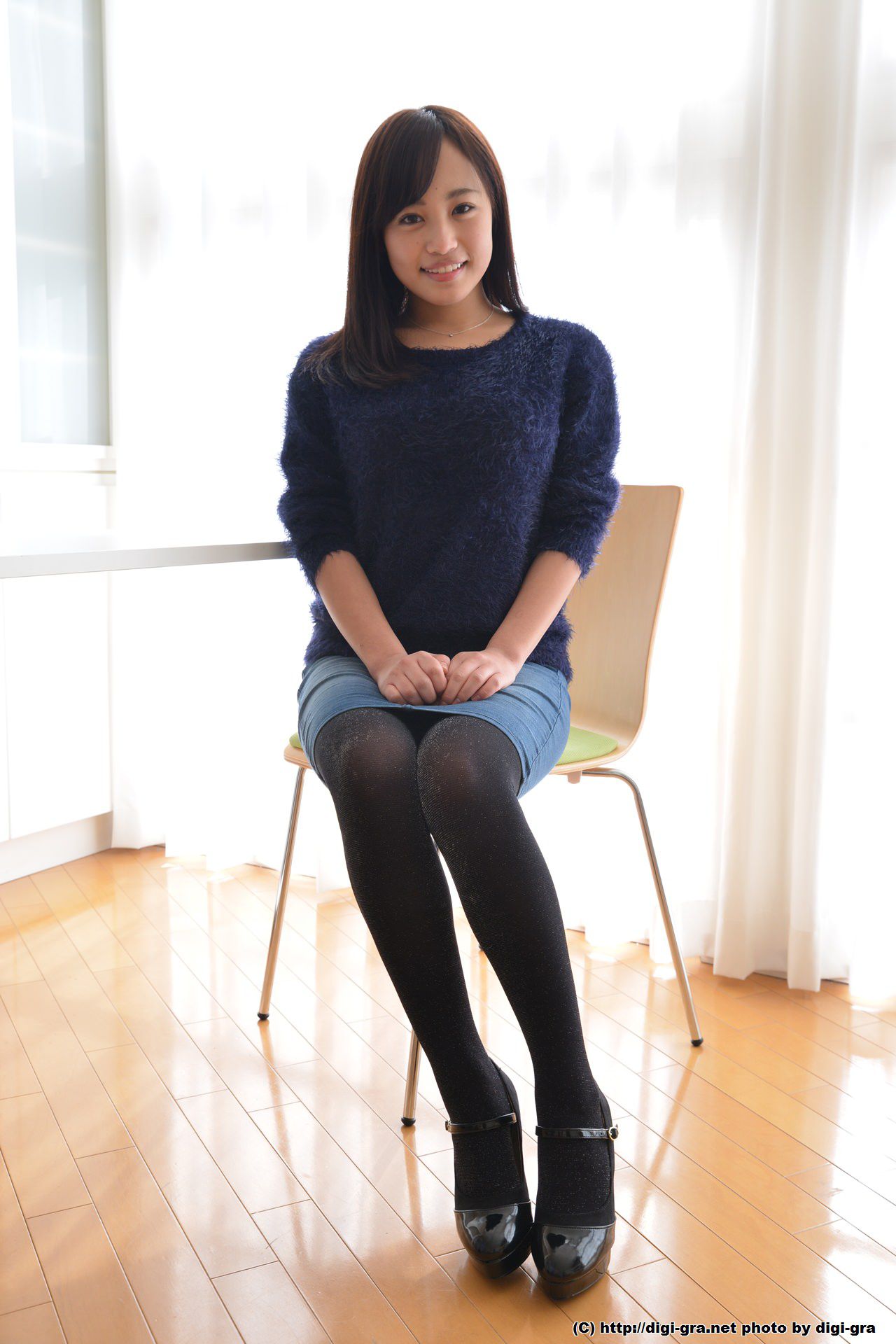 Emi Asano Página 1 No.969546