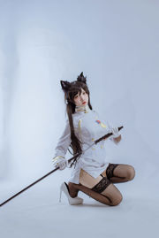 [Cosplay Photo] Popular Coser Nizo Nisa - Seragam Militer Atago Biru Bergantung Anjing