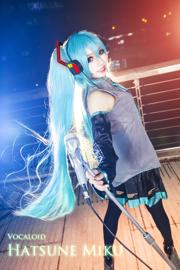 [Cosplay-Foto] Süßes Mädchen, Anführerin Bai Yizi – VOCALOID