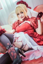 [COS Welfare] Anime blogger volume besar volume kecil - Nero Claudius