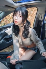 ทุกเดือน su "Inside the Car" [COSPLAY Beautiful Girl]